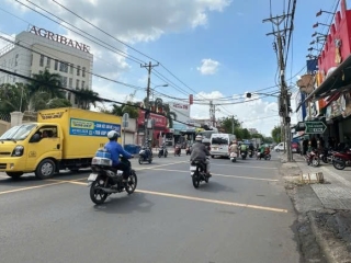 BÁN ĐẤT MẶT TIỀN LÊ VĂN KHƯƠNG QUẬN 12 GẦN 5000M2 GIÁ 250 TỶ